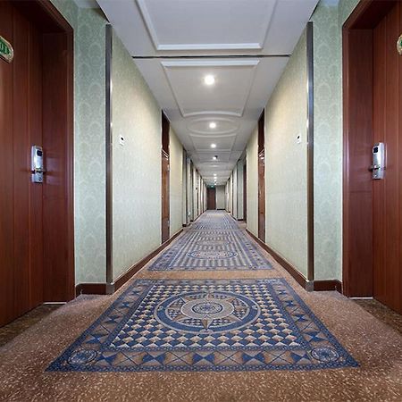 Vienna Hotel Qingyuan Lianjiang Road Eksteriør billede